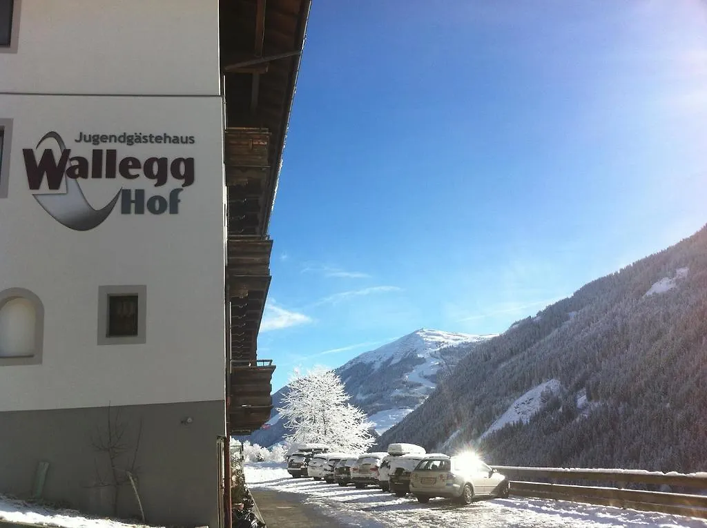 Auberge de jeunesse Ski In-Ski Out - Gaestehaeuser Saalbach-Hinterglemm - Wallegghof Christianhof