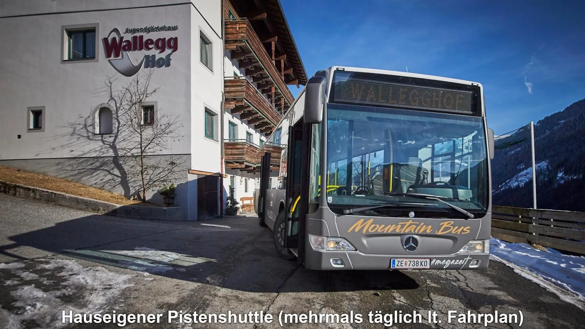 Ski In-Ski Out - Gaestehaeuser Saalbach-Hinterglemm - Wallegghof Christianhof